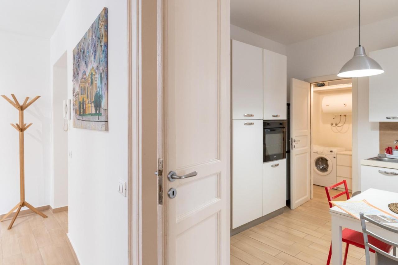 Four Luxury Apartment Palermo Exteriör bild